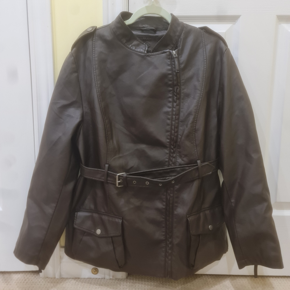 Completely new MAX STUDIO New Women's Brown Leather Jacket